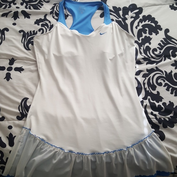 Tennis dress - Picture 1 of 1